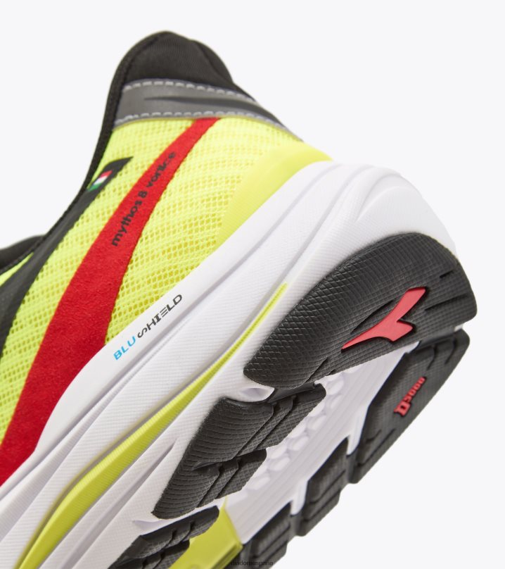mitos blushield 8 vórtice 8T8H4Z114 amarillo fluo dd/negro/rojo fuego hombres Diadora zapatos