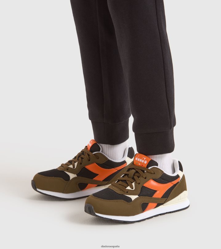 n.92 ps 8T8H4Z814 oliva oscuro/naranja quemado niños Diadora zapatos