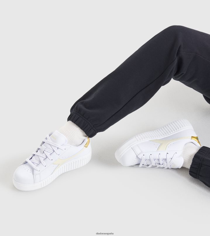 paso del juego pd 8T8H4Z808 Oro blanco niños Diadora zapatos